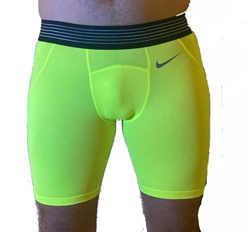 NIKE GFA M NP HPRCL SHORT 6IN PR